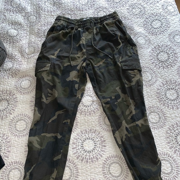 Old Navy Other - Cargo camo pants